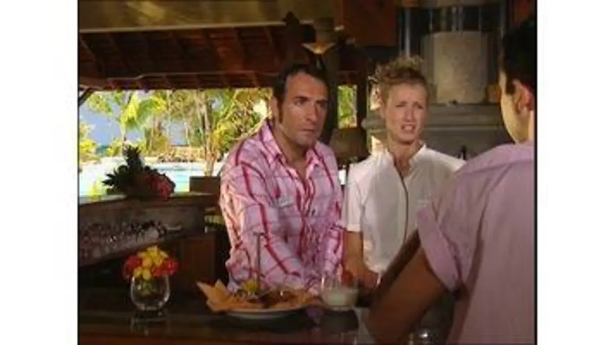 replay de Un gars une fille - Les Seychelles - Ste Anne - barman - hôtesse