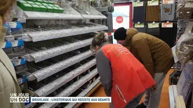 Un jour, un doc : Bricolage : l'historique qui résiste aux géants