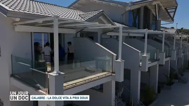 Un jour, un doc : Calabre : la dolce Vita à prix doux
