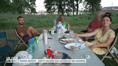 Un jour, un doc : Grands départs : joies et galères sur l’autoroute des vacances (2/2)