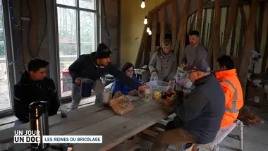 Un jour, un doc : Les reines du bricolage