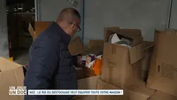 Un jour, un doc : NOZ : le roi du déstockage veut équiper toute votre maison !