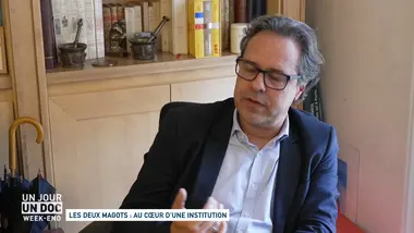 Un jour, un doc week-end : Les deux magots : au cœur d’une institution