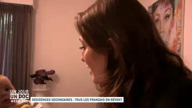 Un jour, un doc week-end : Résidences secondaires : tous les Français en rêvent (1/2)