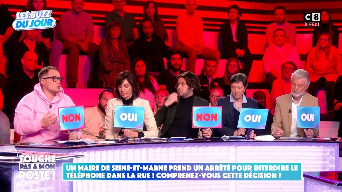 replay de Un maire de Seine-et-Marne prend un arrêté pour interdire le téléphone dans la rue
