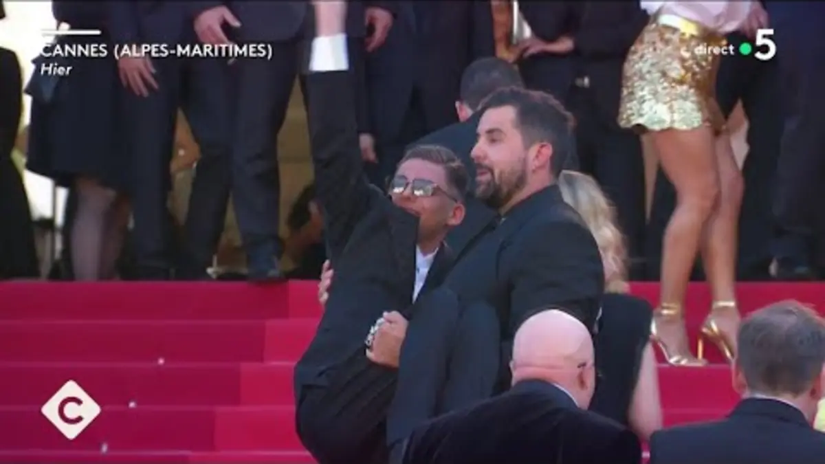 replay de « Un p’tit truc en plus » : l’équipe du film d’Artus à Cannes - La Story - C à Vous - 23/05/2024