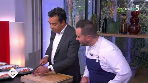 replay de Un point cuisson signé Patrick Cohen ! - C à vous - 27/10/2023