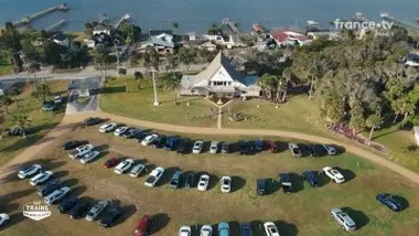 Une "drive-in church", une église où l’on assiste aux offices depuis sa voiture !
