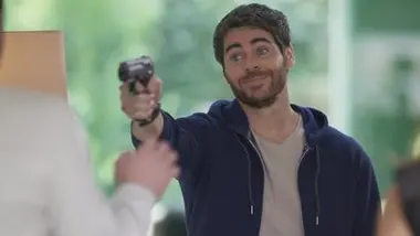 Une famille pas si parfaite - S01 E34