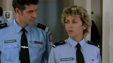 Une femme d'honneur - S04 E06 - Samedi soir