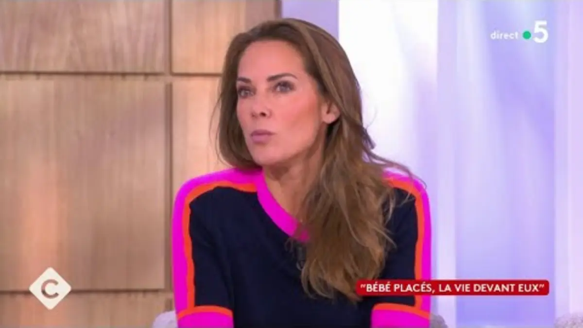 replay de Une immersion dans une pouponnière - Mélissa Theuriau - C à Vous - 13/11/2023