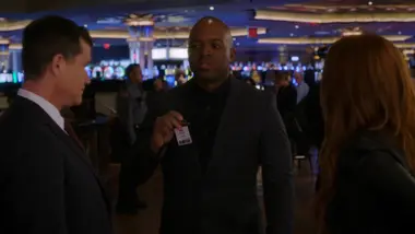 Unforgettable : S4 E5 - Une mise de trop