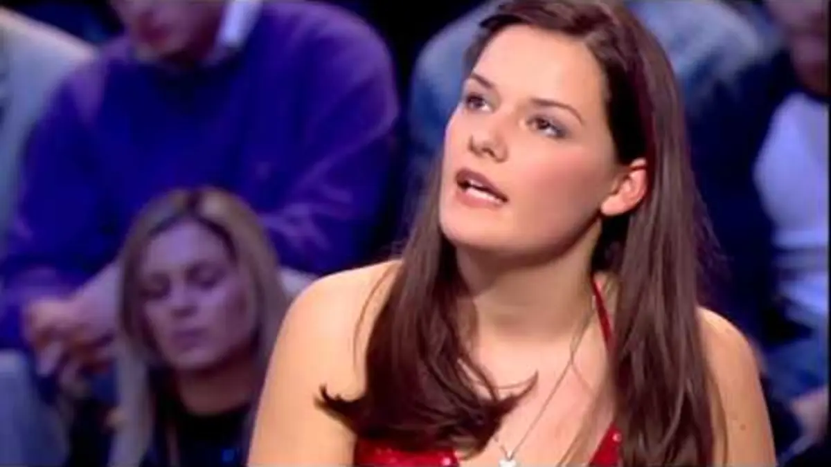 replay de Vania supplie sa mère de se réconcilier avec son père !