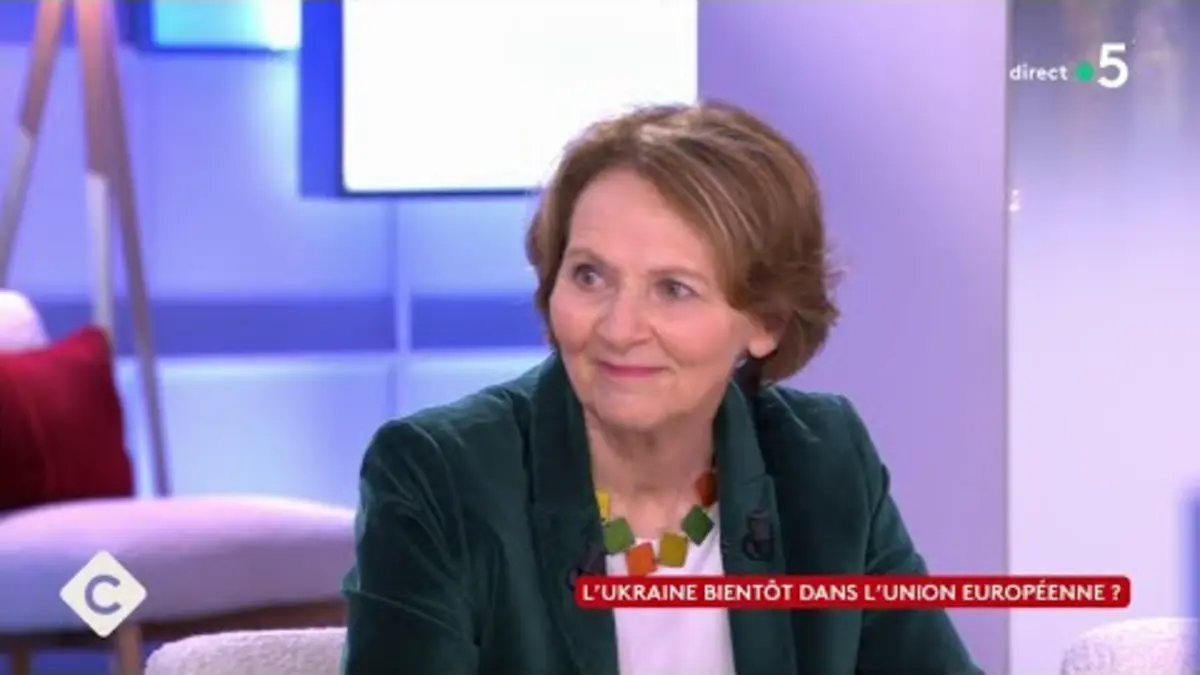 replay de Viktor Orban sous la coupe de Vladimir Poutine ? - C à Vous - 15/12/2023