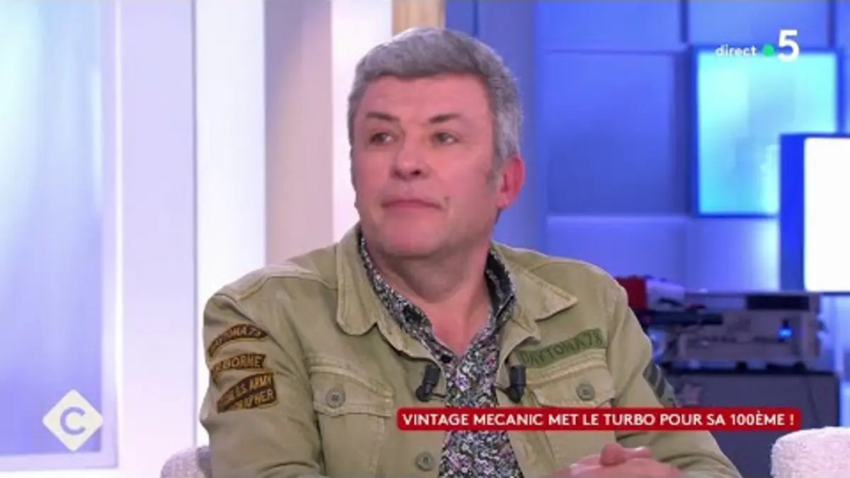 replay de Vintage Mecanic met le turbo pour sa 100ème ! - C à Vous - 18/03/2024