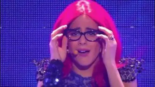 replay de Violetta Live - Chanson : Underneath It All