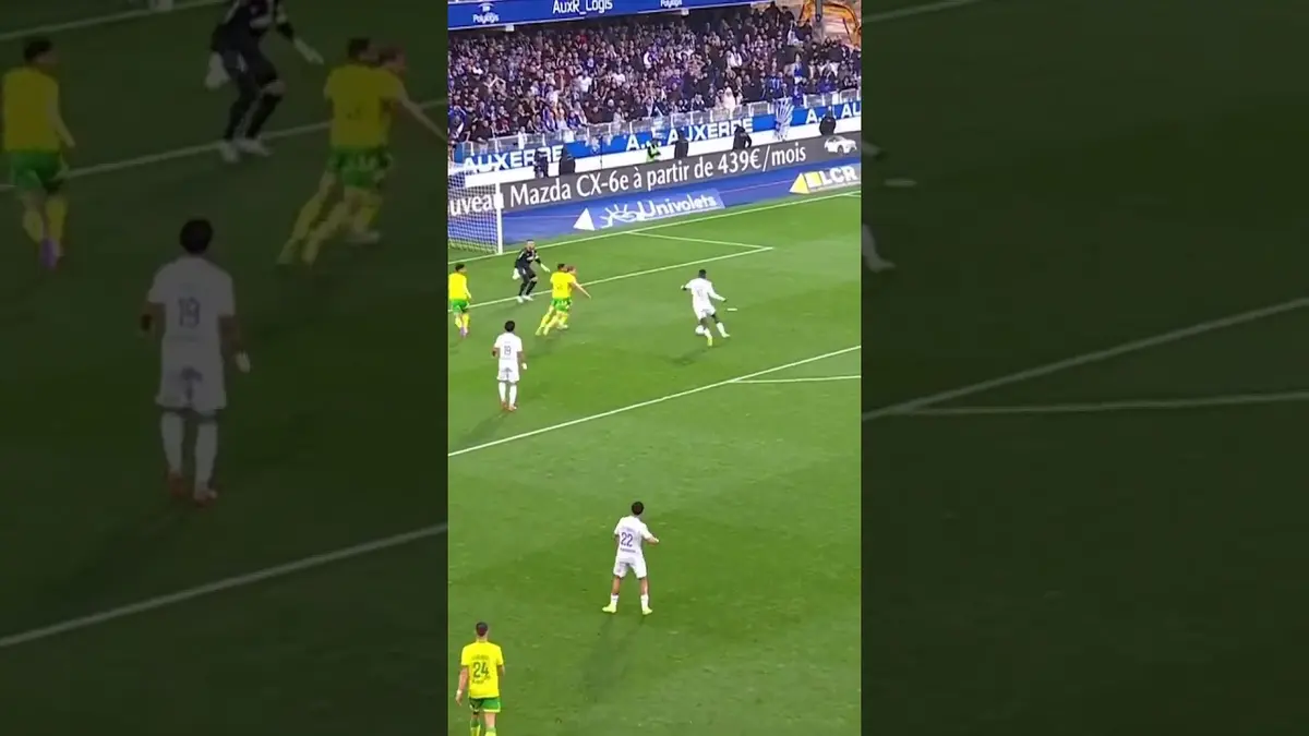 What a save 🤯🤯 #football #ligue1 #foot…