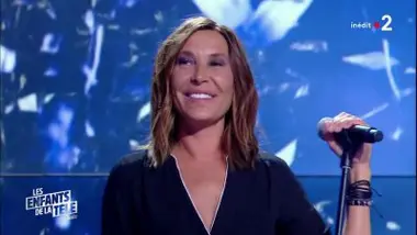 Zazie interprète son nouveau single "Speed" en direct