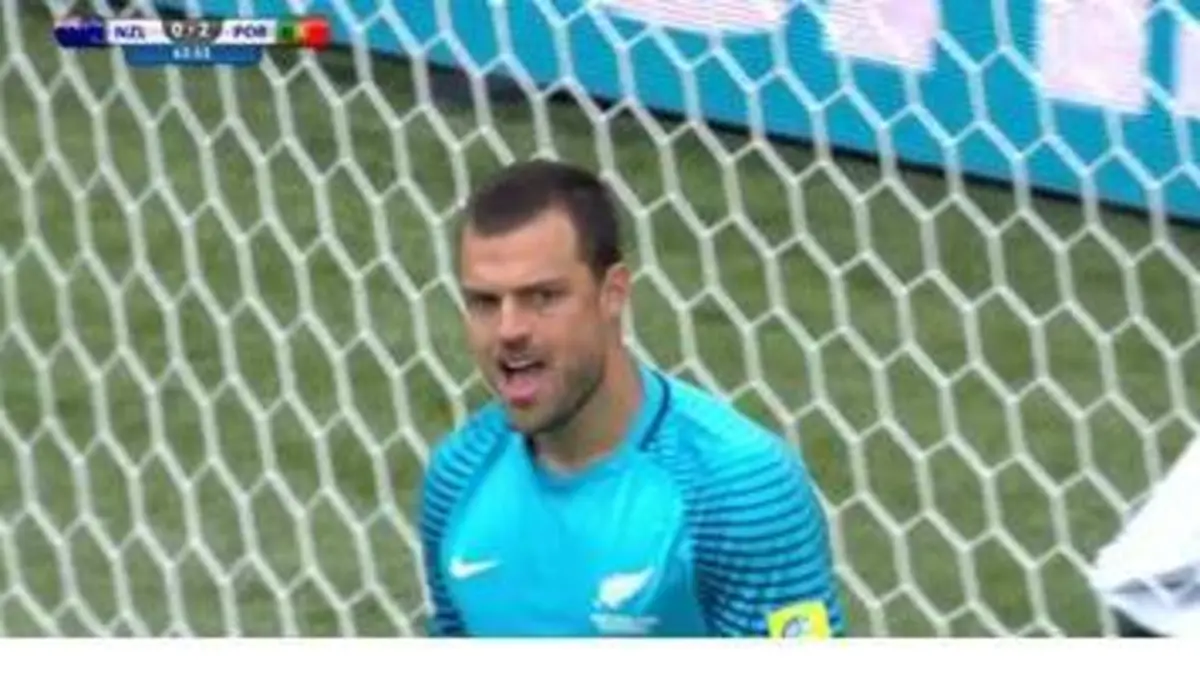 replay de 64' Nouvelle-Zélande 0 - 2 Portugal : Voir la parade de Marinovic en vidéo
