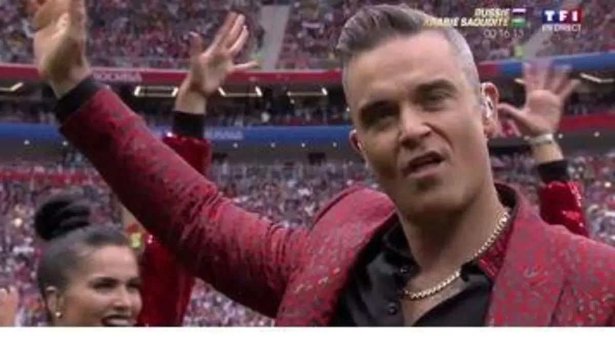 replay de Angel, Feel, Let Me Entertain You, Rock DJ : Revivez toutes les prestations de Robbie Williams lors de la Cérémonie d'Ouverture de la Coupe du Monde 2018
