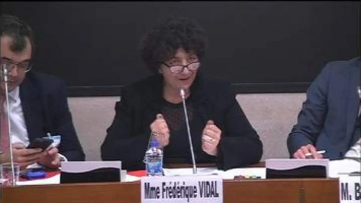 replay de Audition de Frédérique Vidal, ministre de l'enseignement supérieur, sur Parcoursup