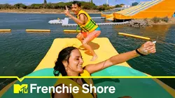BEST of HOT à l'aquapark | Frenchie Shore