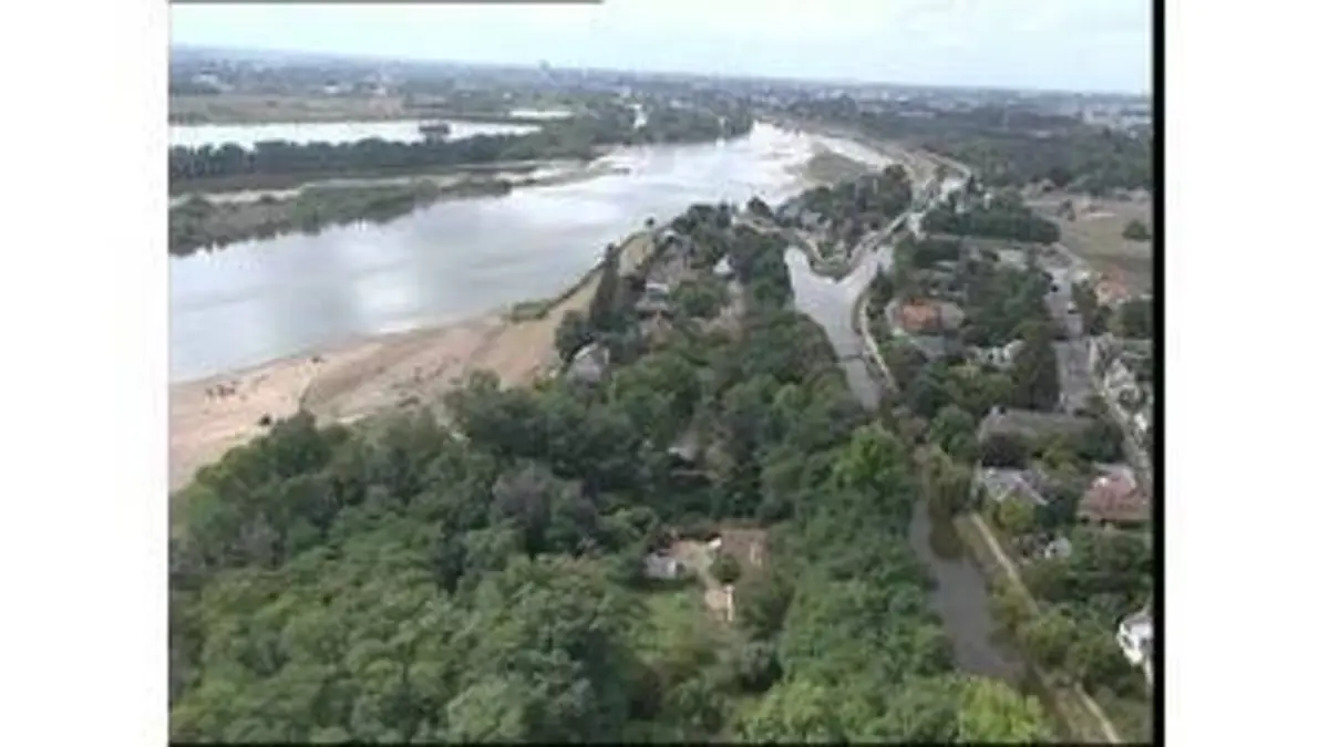 replay de C'est pas sorcier - La Loire : d'Orléans à l'estuaire