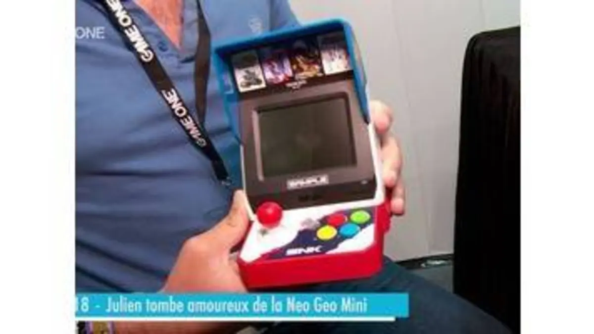 replay de E3 - 2018 - E3 2018 - Julien tombe amoureux de la Neo Geo mini - E3 2018 - Julien tombe amoureux de la Neo Geo mini