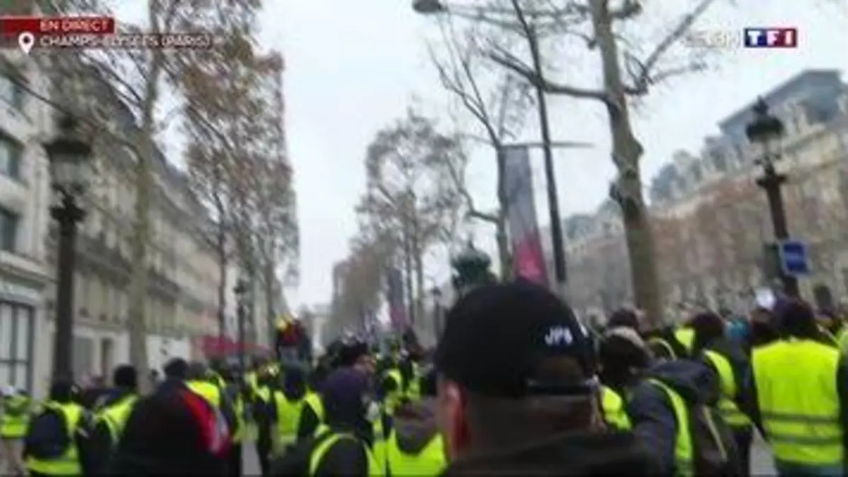 replay de Gilets jaunes acte IV : ambiance tendue sur les Champs-Élysées