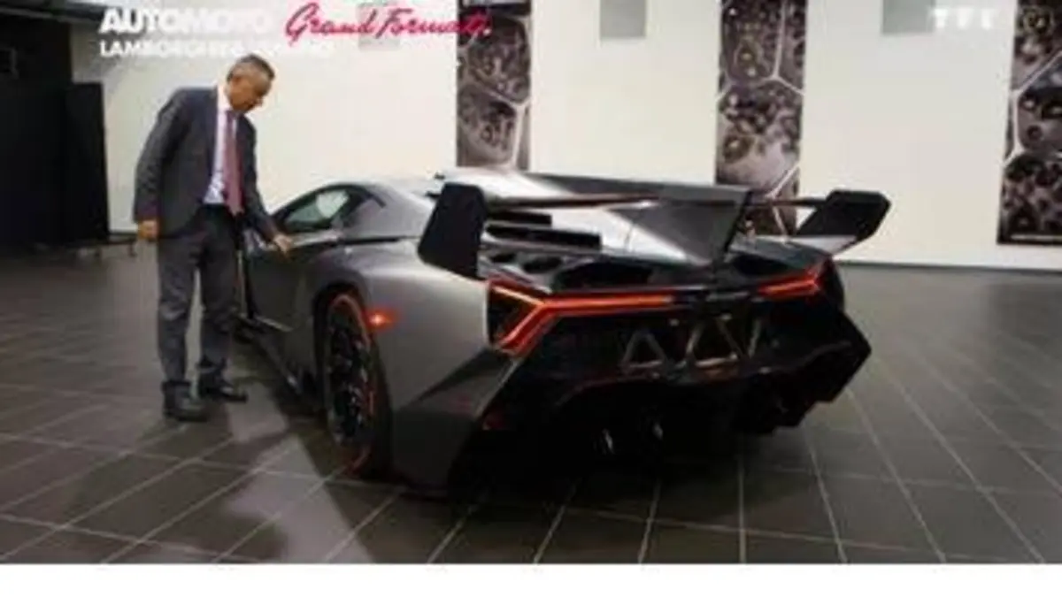 replay de Grand Format : Lamborghini Veneno, genèse de la super Lambo !