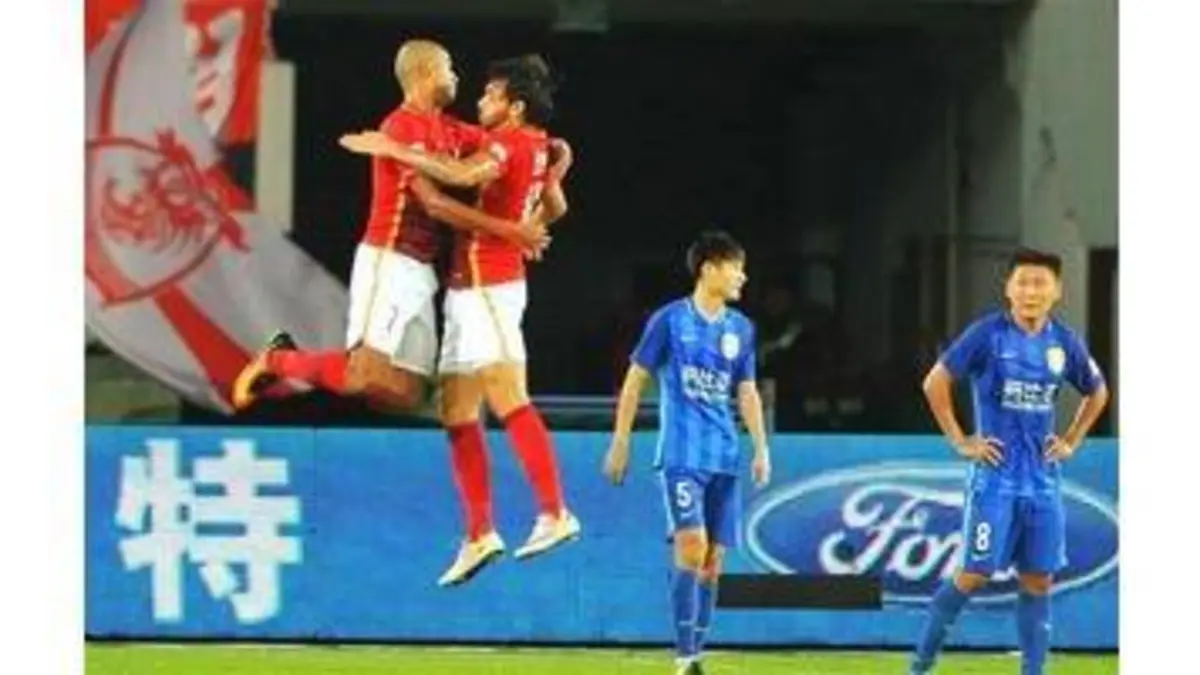 replay de Guangzhou Evergrande - Jiangsu Suning (2-0) : Les buts