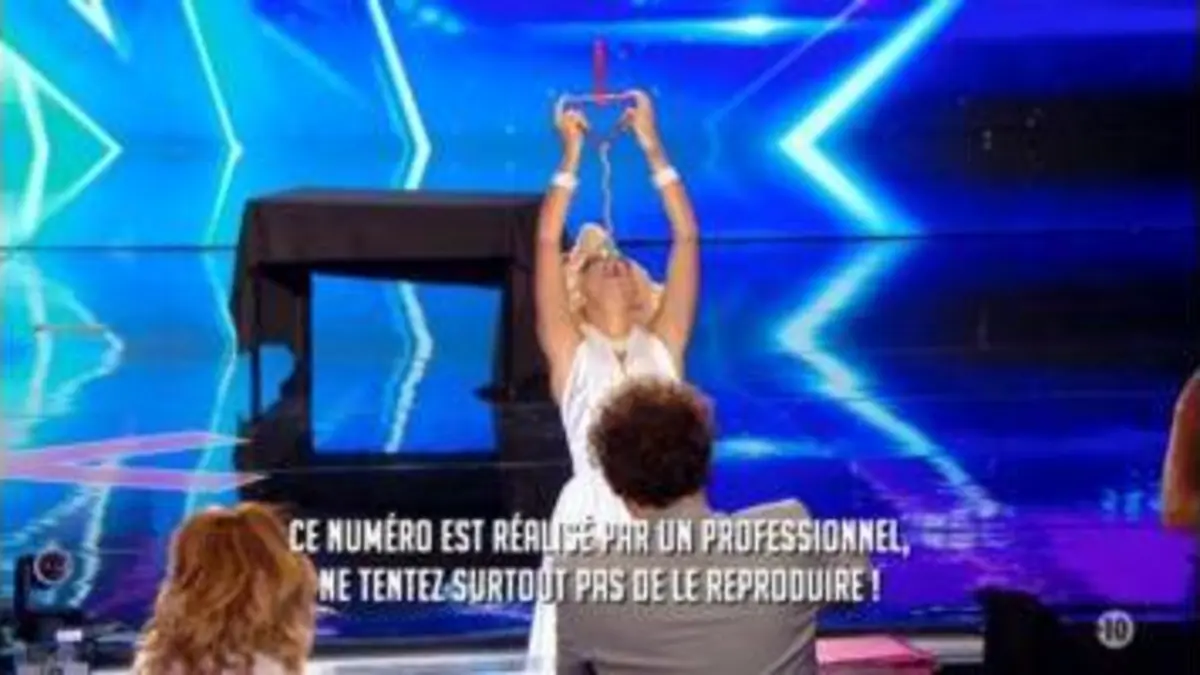 replay de La France a un incroyable talent : Coraly Corazon, avaleuse de sabre