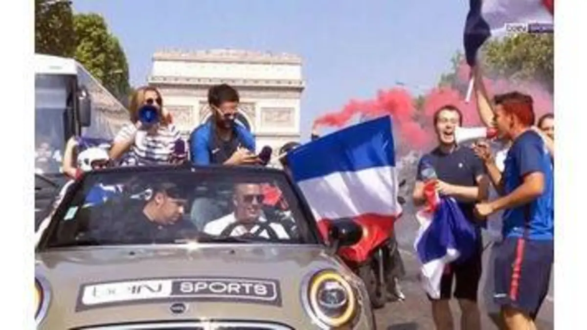 replay de La voiture beIN SPORTS à la rencontre des supporters des Bleus