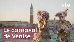 Le carnaval de Venise depuis la place Saint-Marc