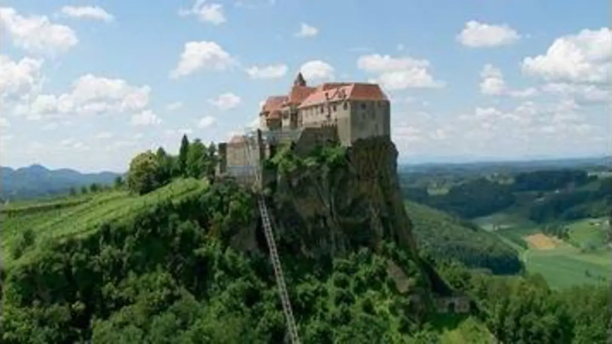 replay de Les Alpes vues du ciel - Des Karawanken à Graz