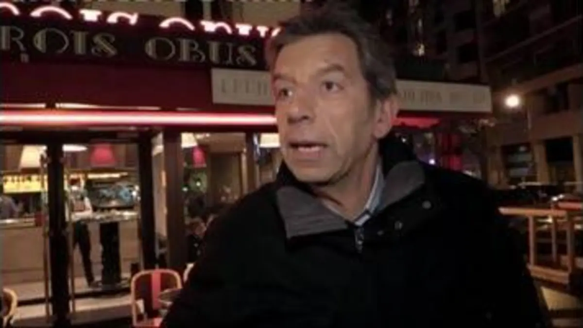 replay de Paris Dernière : Michel Cymes, un supporter derrière le chirugien