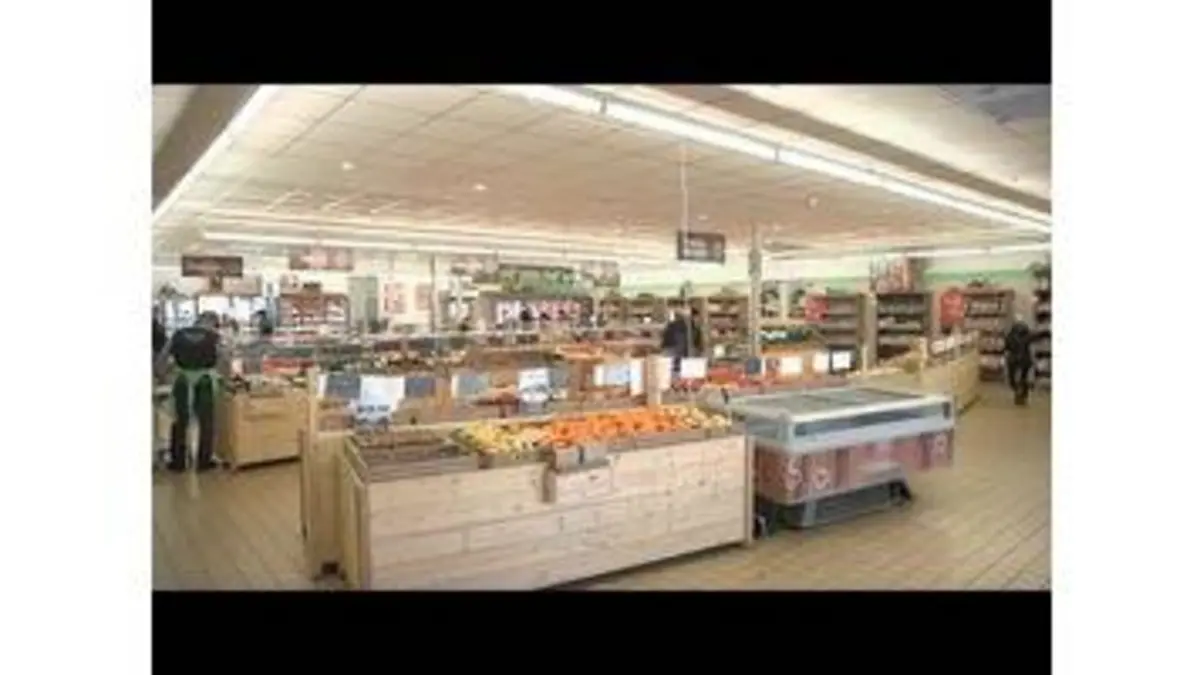 replay de Quand les agriculteurs ouvrent leurs supermarchés - Tout compte fait