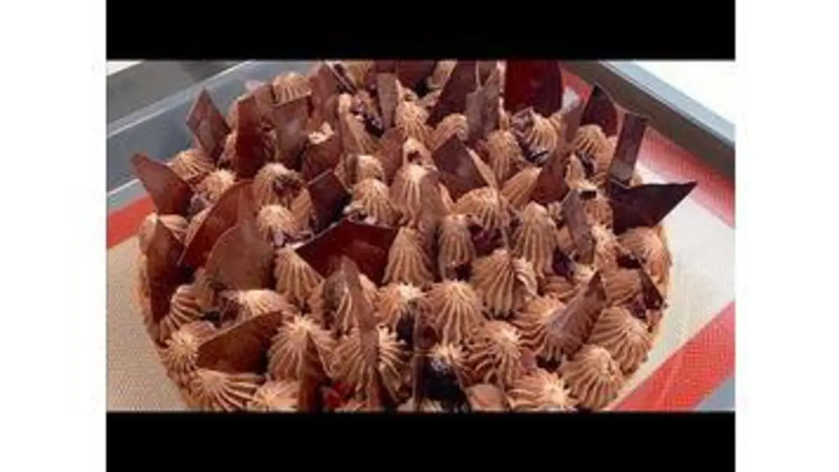 replay de Recette : Tarte au chocolat de Christophe Roussel - Les Carnets de Julie - Pâques en Chocolat