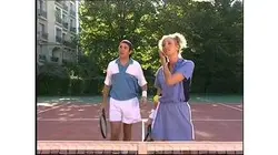 Un gars une fille - au tennis avec Jeannette & Roger