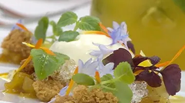 Des fleurs dans mon assiette