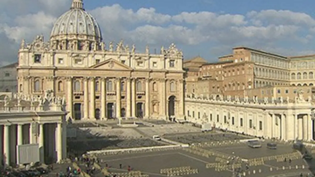 Reportages Le petit monde du Vatican