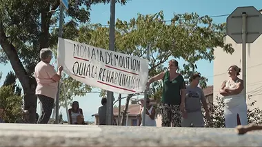 Voisins, administration, mairie ! Querelles en tous genres