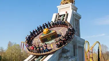 Dans les coulisses du plus gaulois des parcs d'attraction