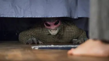 Resident Alien S01E01 Bienvenue à Patience