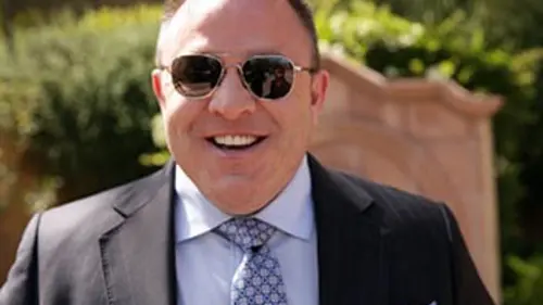 Resto sous surveillance L'homme qui devait un million