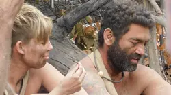 Retour à l'instinct primaire : Restons groupés Adieu, eaux cruelles