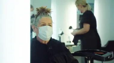 Retour au salon