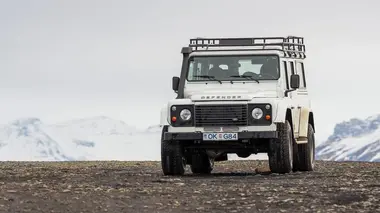 Rétromania Land Rover Defender vs Toyota Land Cruiser