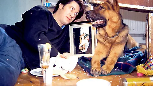 Rex, chien flic S01E01 L'attentat