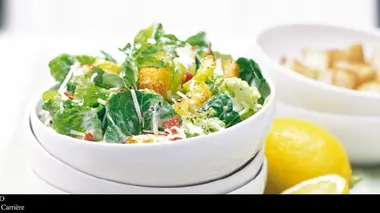 Potage au chou-fleur et salade style niçoise